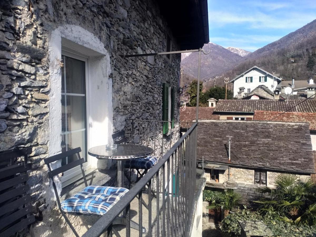 Appartement "Casa Luigi" Intragna Kültér fotó